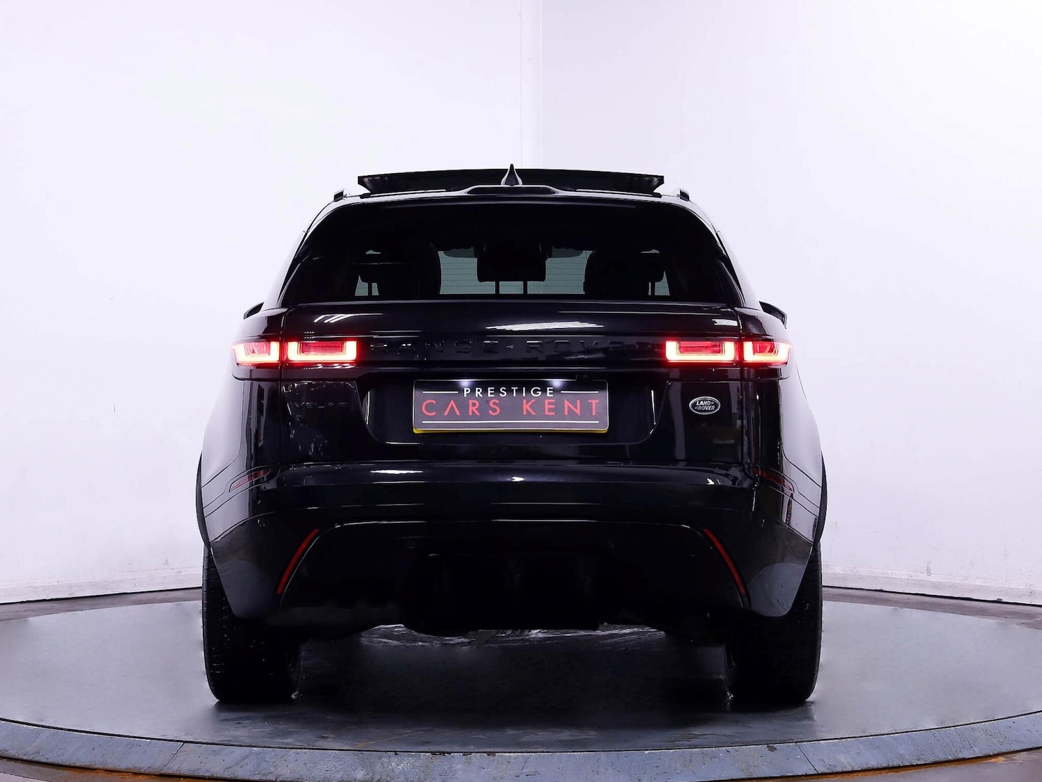 Used Land Rover Range Rover Velar 2022 for sale - 76964717: Photo 11