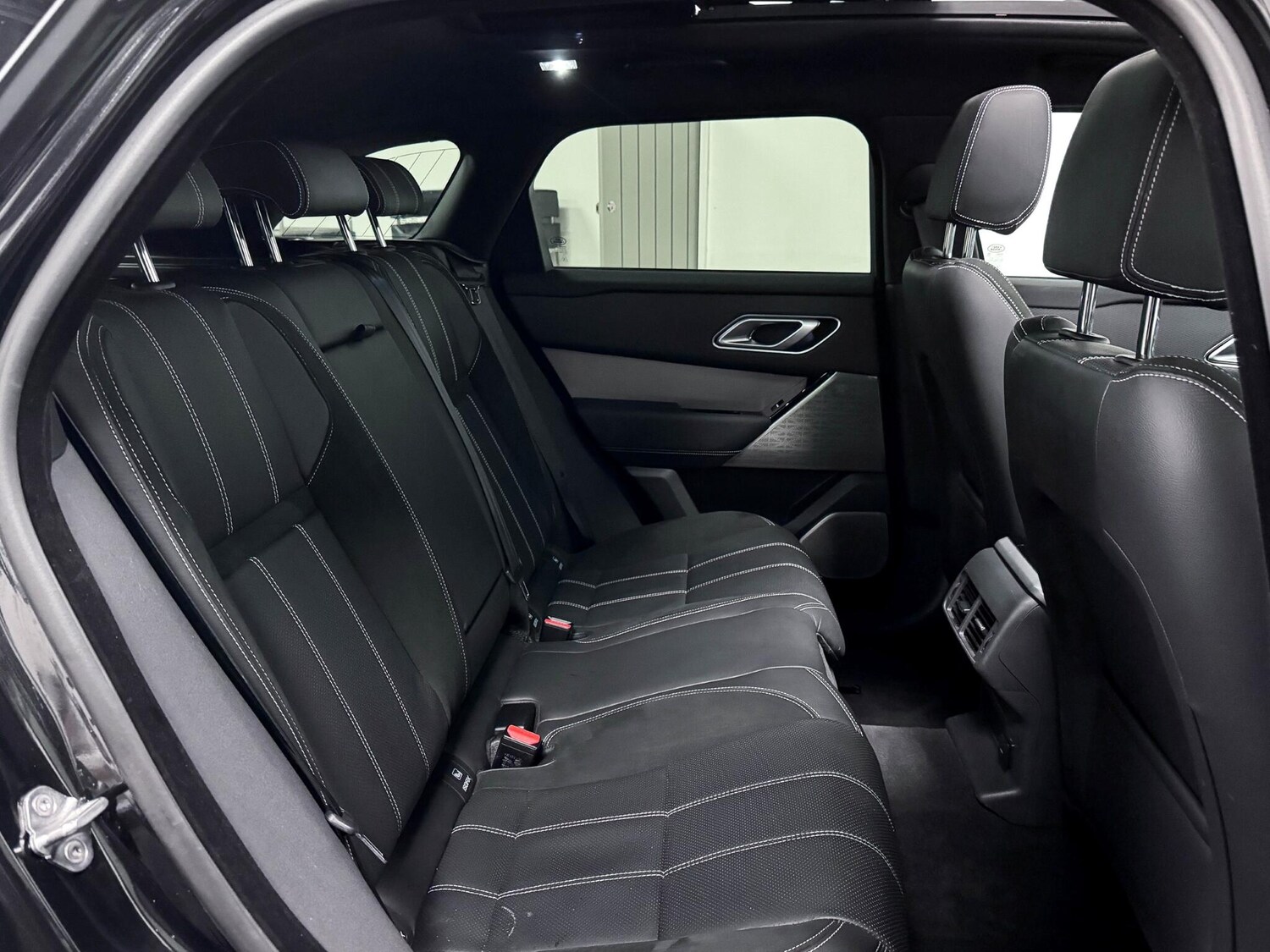 Used Land Rover Range Rover Velar 2022 for sale - 76964717: Photo 24