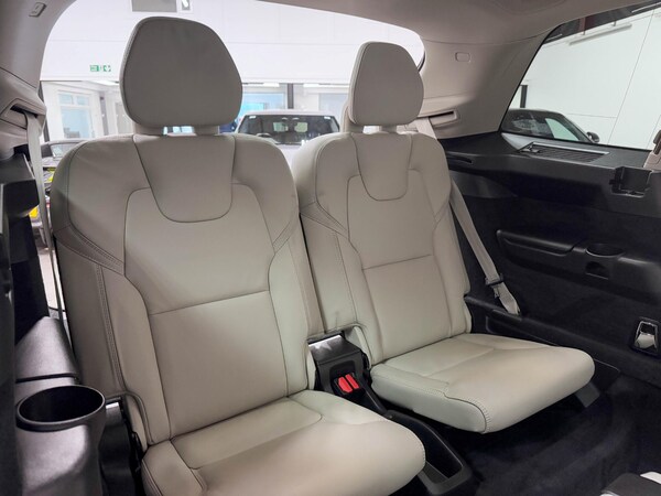Used Volvo XC90 2021 for sale - 76042308: Photo 32