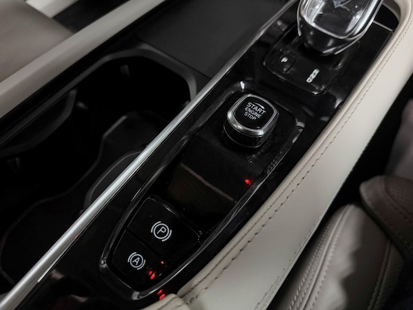 Used Volvo XC90 2021 for sale - 76042308: Photo 46