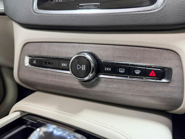 Used Volvo XC90 2021 for sale - 76042308: Photo 47