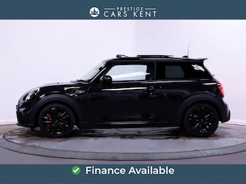 Used MINI Hatch 2023 for sale - 78204310: Photo