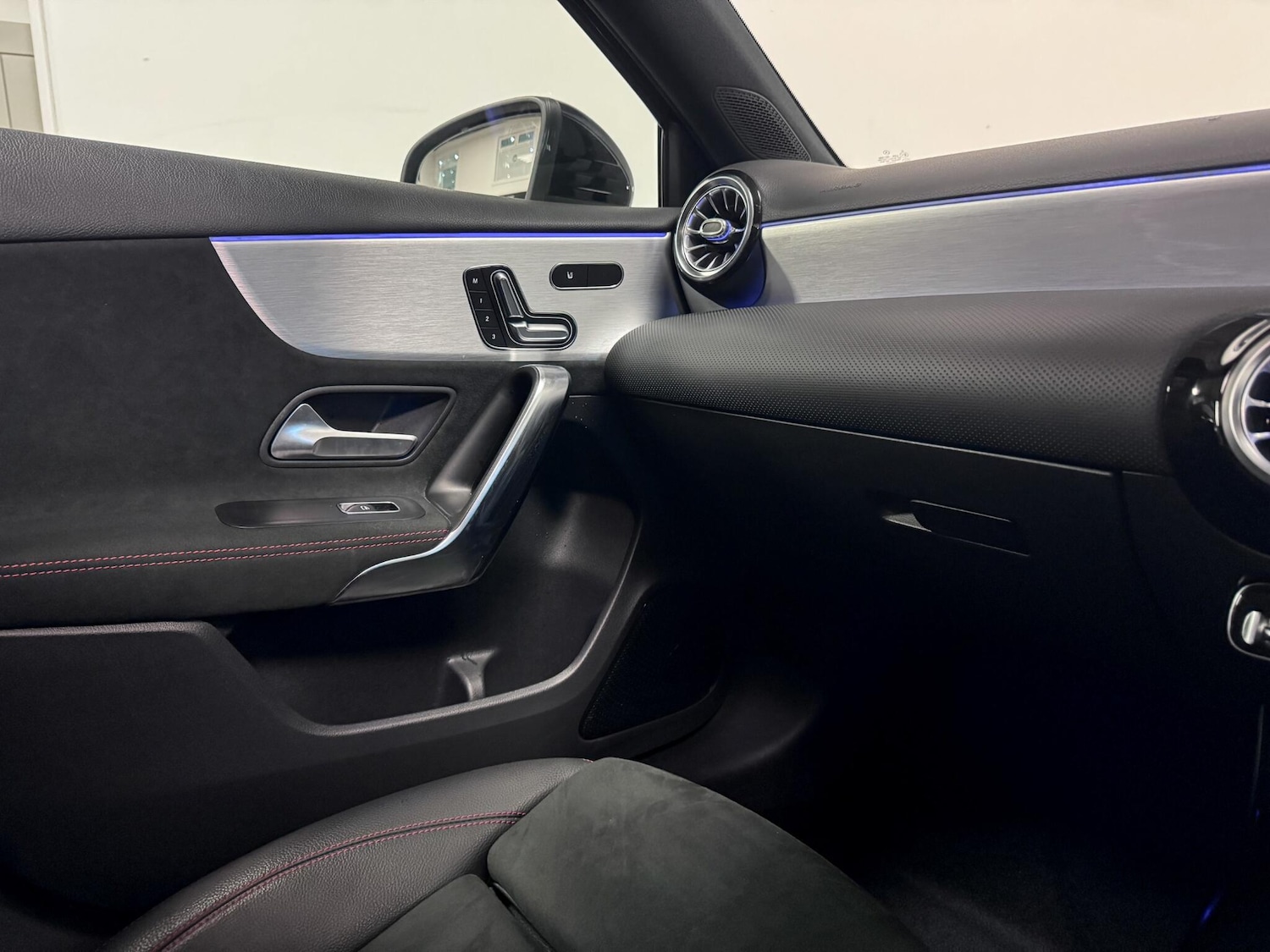 Used Mercedes-Benz A-Class 2020 for sale - 76689573: Photo 24