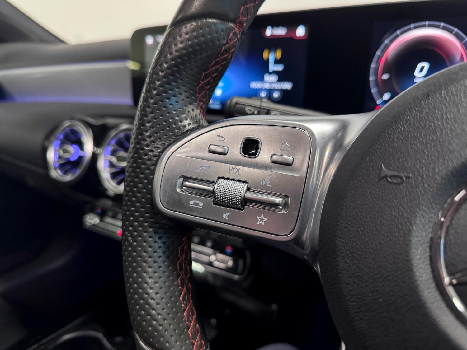 Used Mercedes-Benz A-Class 2020 for sale - 76689573: Photo 29