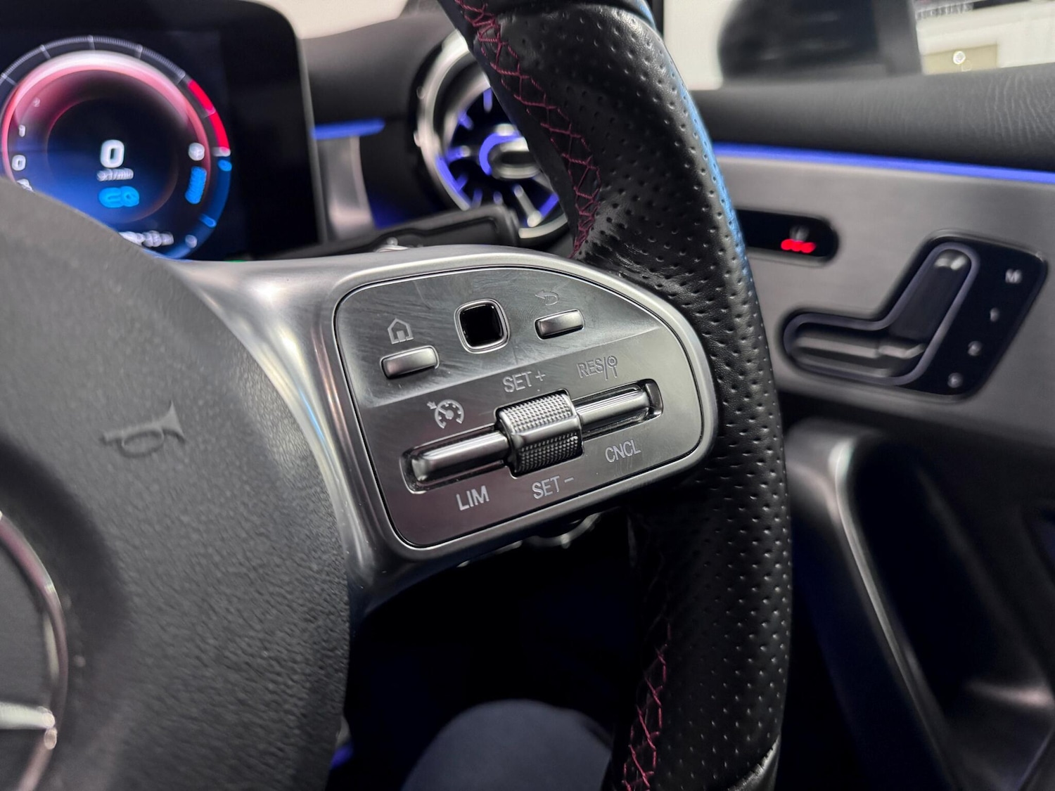 Used Mercedes-Benz A-Class 2020 for sale - 76689573: Photo 31