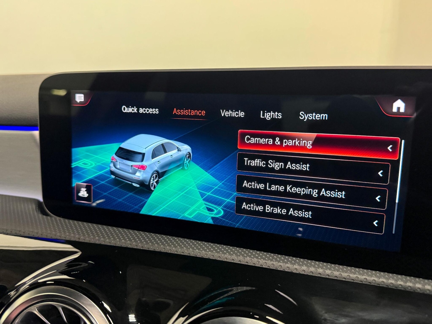 Used Mercedes-Benz A-Class 2020 for sale - 76689573: Photo 42