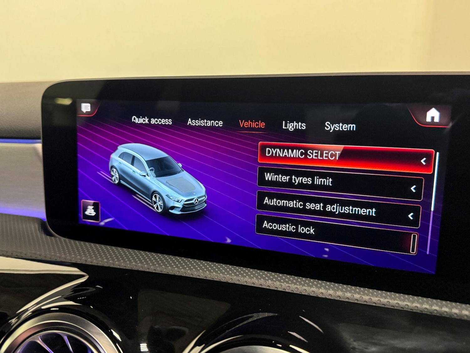 Used Mercedes-Benz A-Class 2020 for sale - 76689573: Photo 44