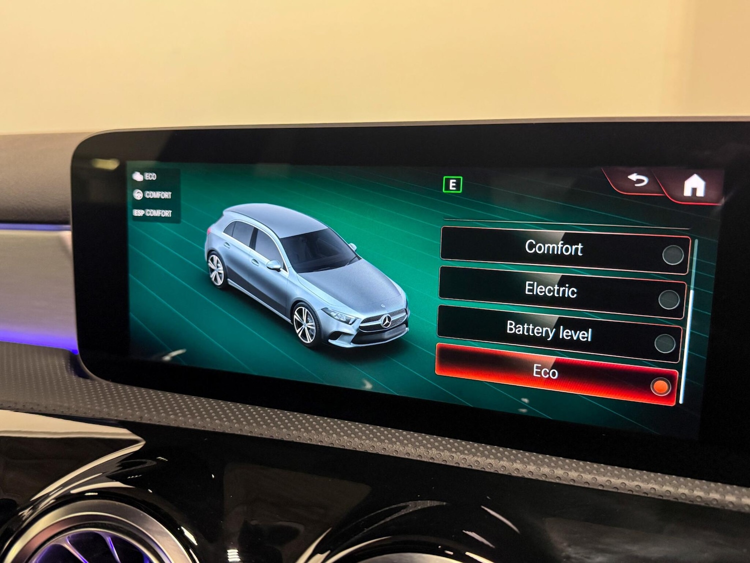 Used Mercedes-Benz A-Class 2020 for sale - 76689573: Photo 46