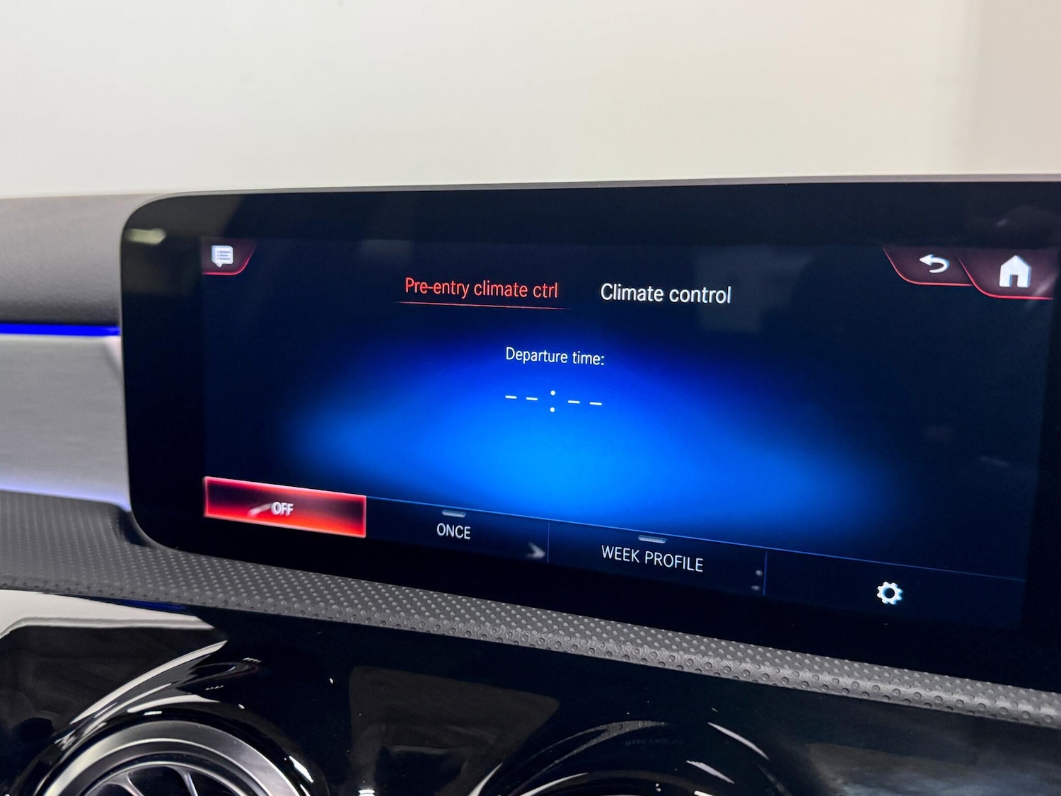 Used Mercedes-Benz A-Class 2020 for sale - 76689573: Photo 52