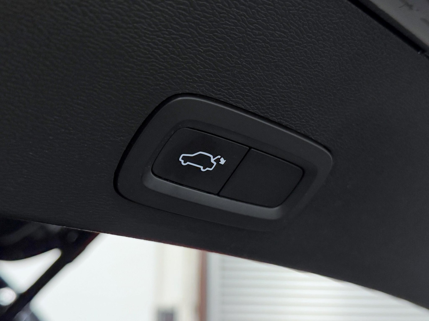 Used Volvo XC40 for sale - 76201230: Photo 16