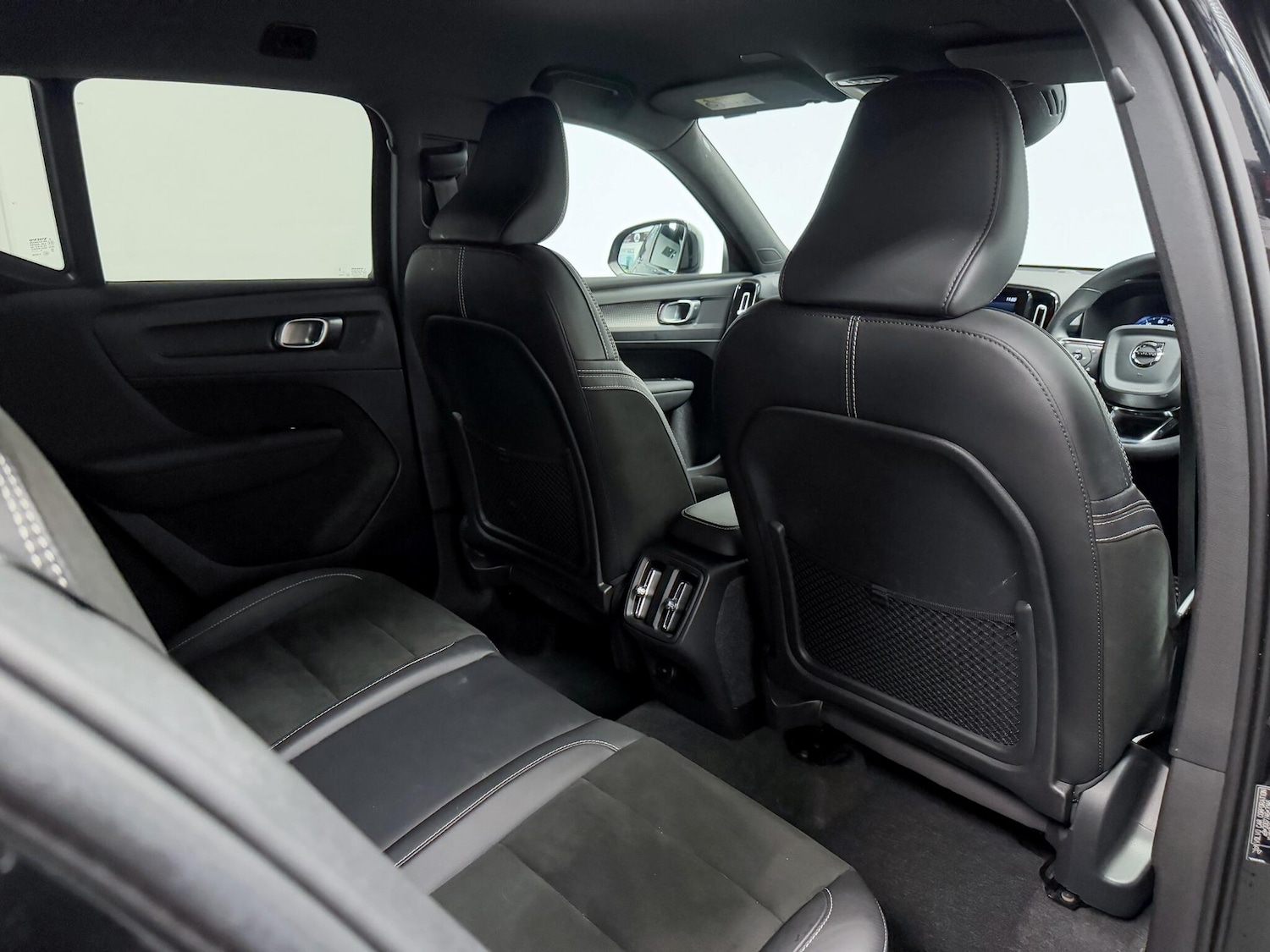 Used Volvo XC40 for sale - 76201230: Photo 27