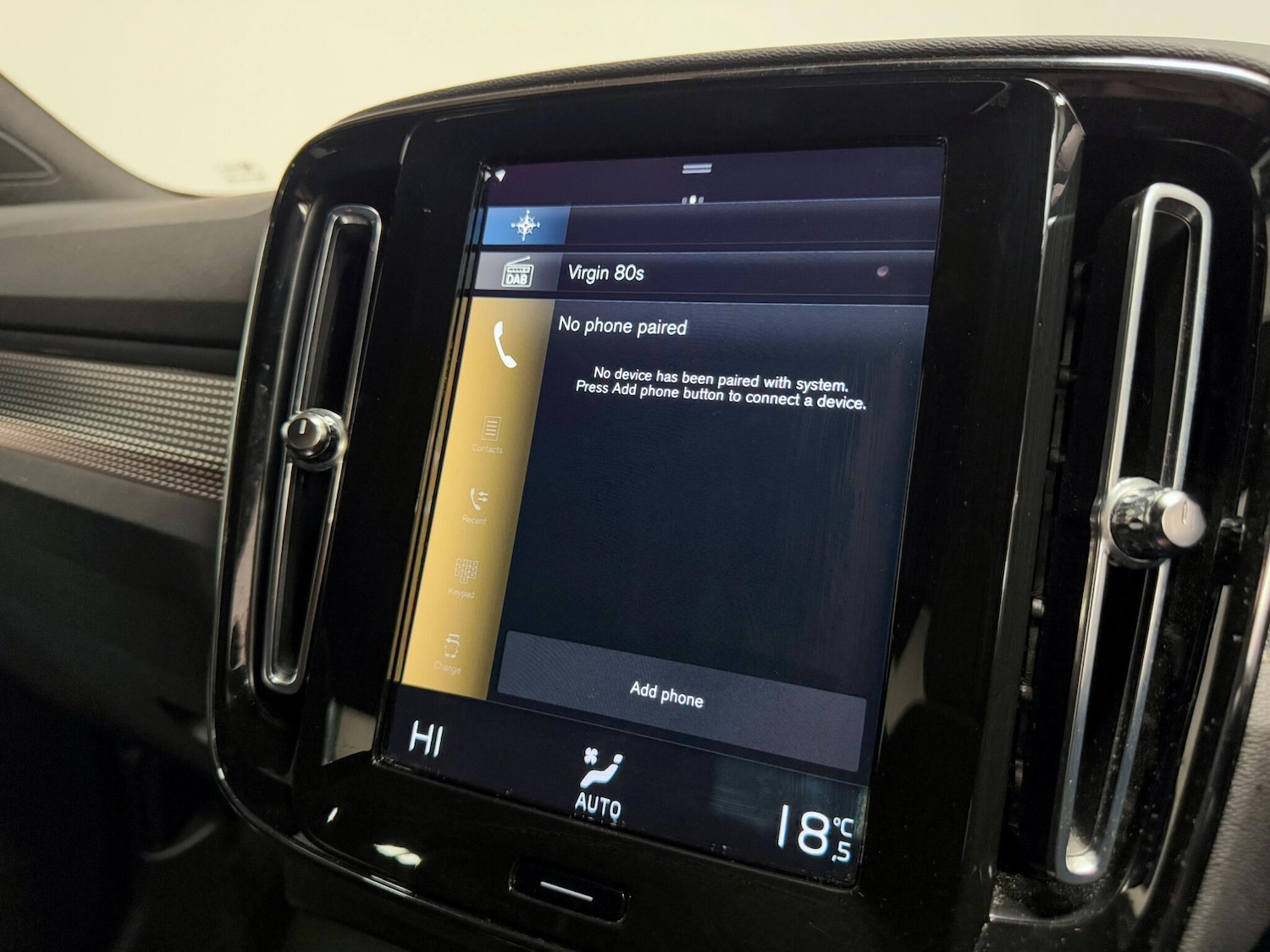 Used Volvo XC40 for sale - 76201230: Photo 43
