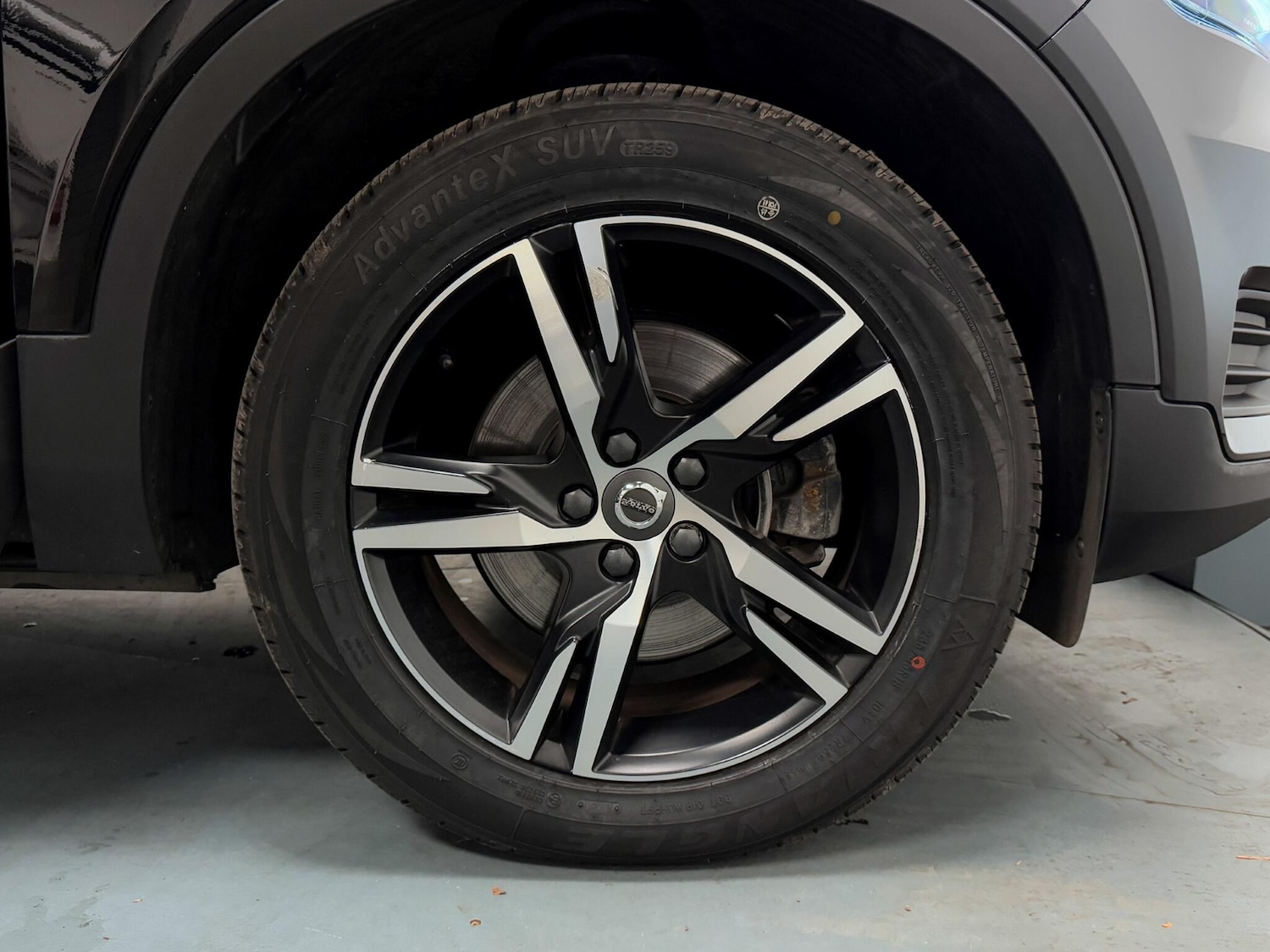 Used Volvo XC40 for sale - 76201230: Photo 50