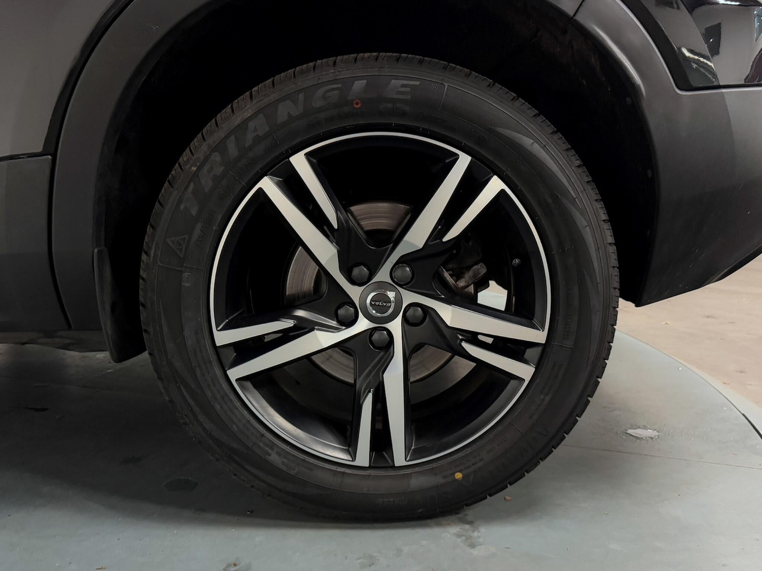 Used Volvo XC40 for sale - 76201230: Photo 52