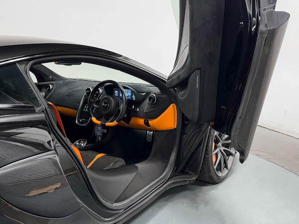 Used McLaren 570GT 2019 for sale - 76137819: Photo 16