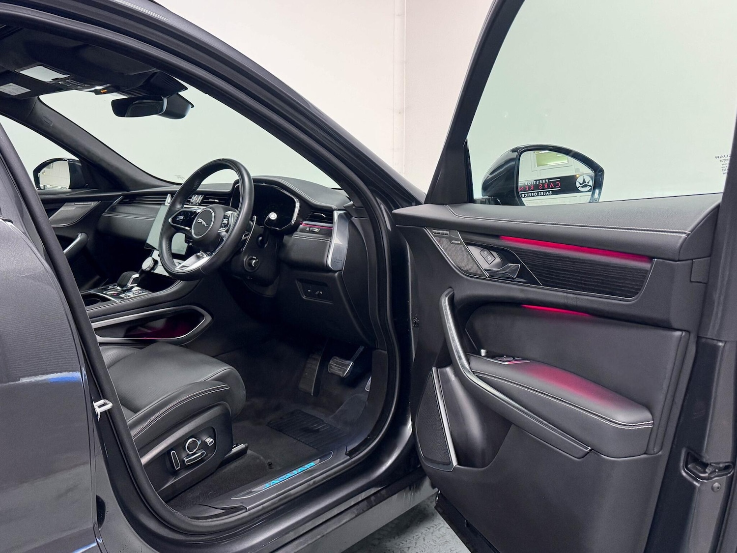 Used Jaguar F-Pace 2024 for sale - 76561863: Photo 14