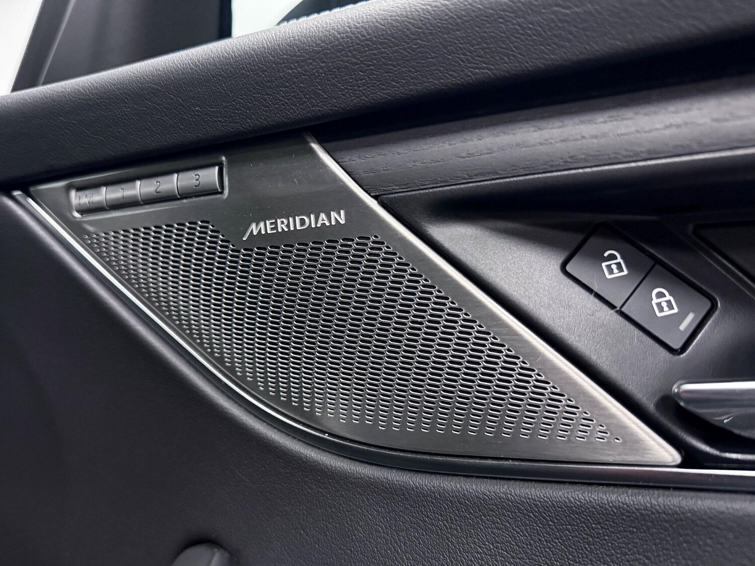 Used Jaguar F-Pace 2024 for sale - 76561863: Photo 16