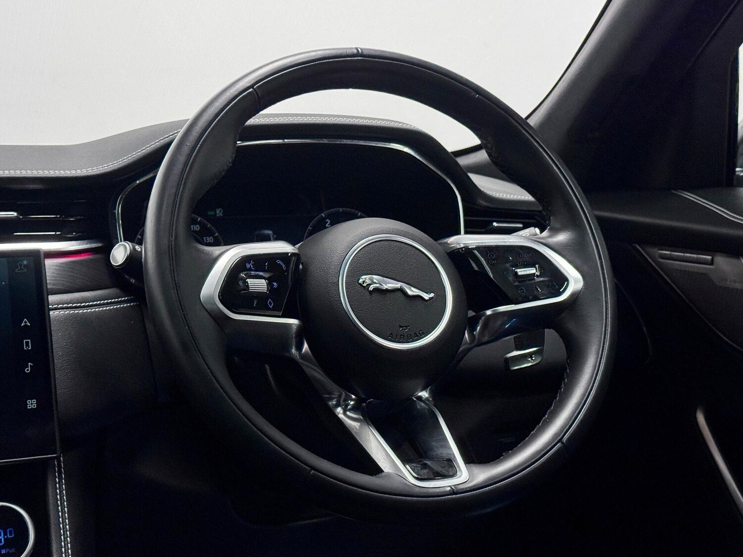 Used Jaguar F-Pace 2024 for sale - 76561863: Photo 38