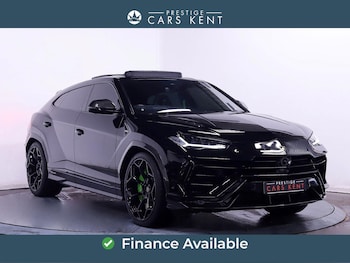 (73) - 4.0 V8 BiTurbo Performante SUV 5dr Petrol Auto 4WD Euro 6 (666 ps)