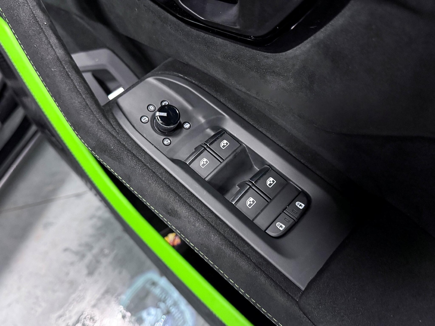 Used Lamborghini Urus for sale - 76561549: Photo 28