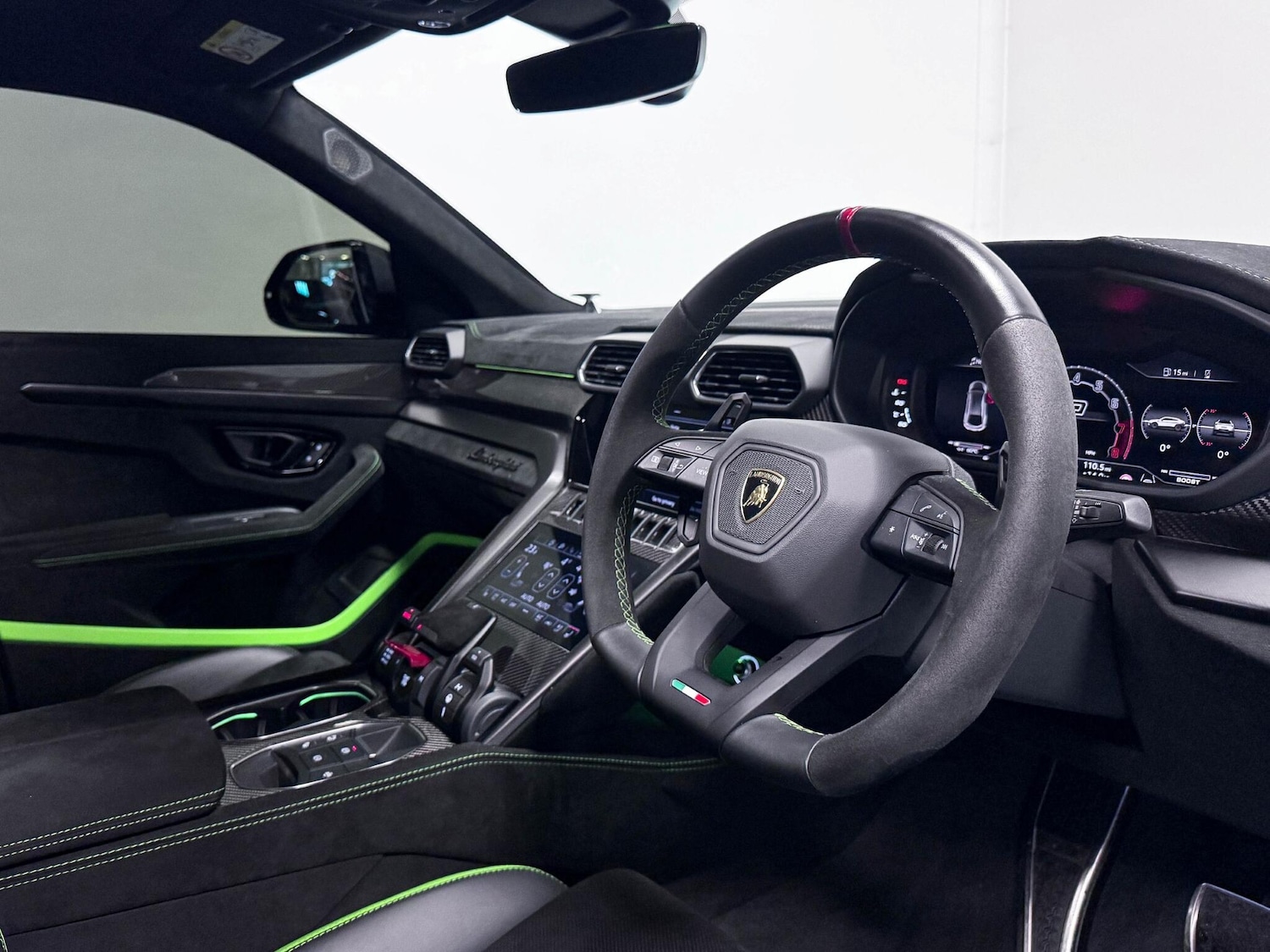 Used Lamborghini Urus for sale - 76561549: Photo 33