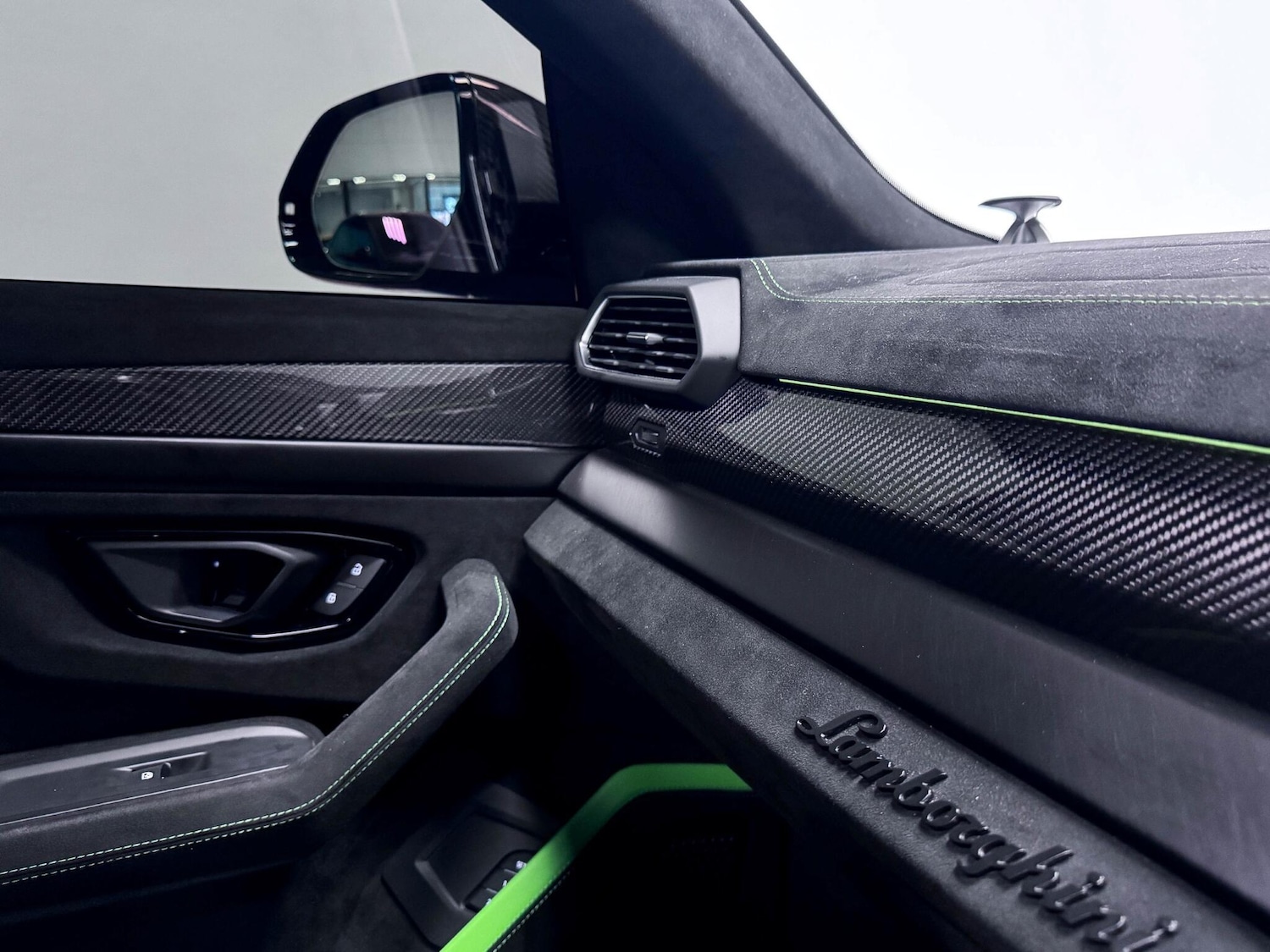 Used Lamborghini Urus for sale - 76561549: Photo 42