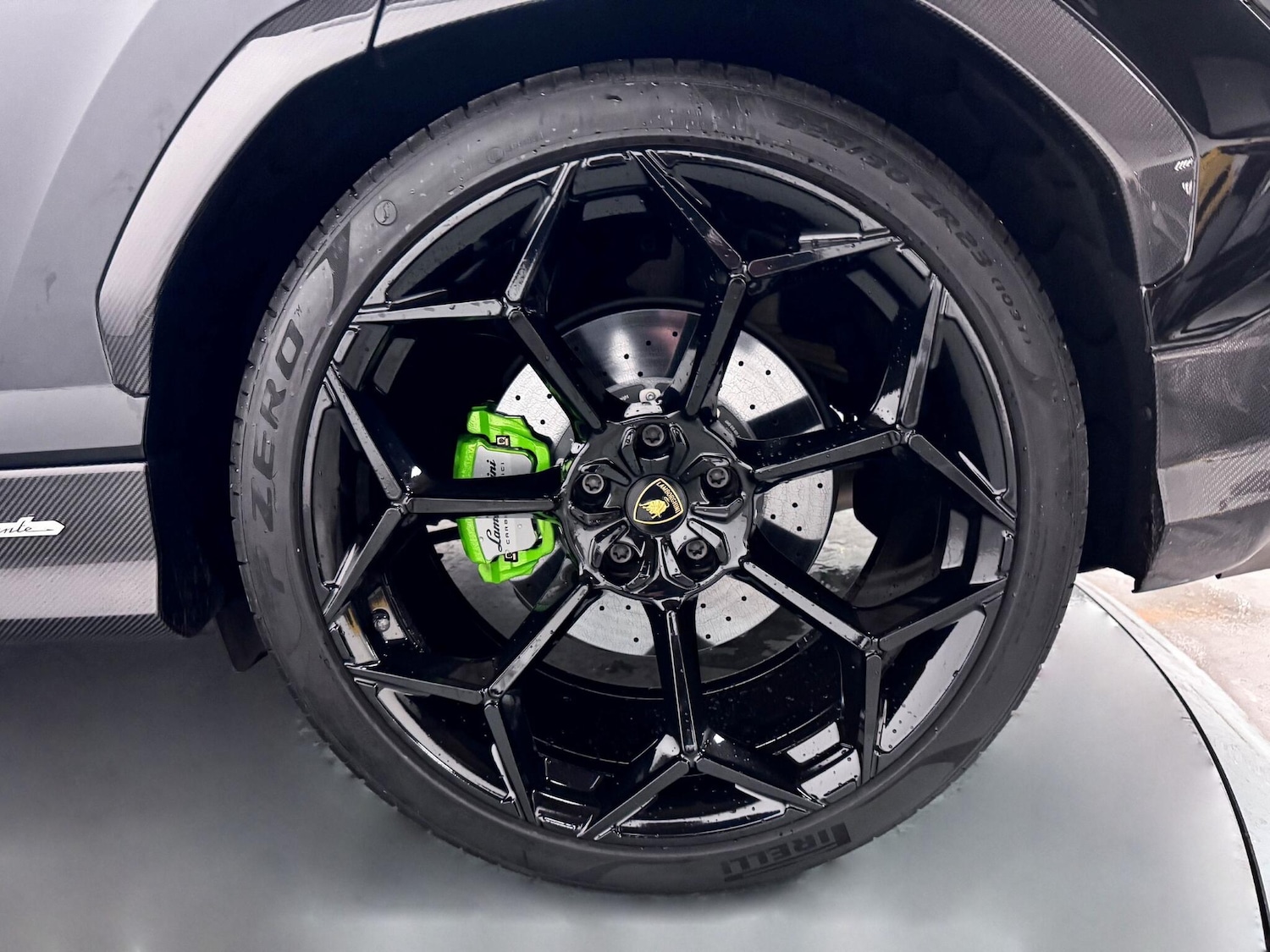 Used Lamborghini Urus for sale - 76561549: Photo 76