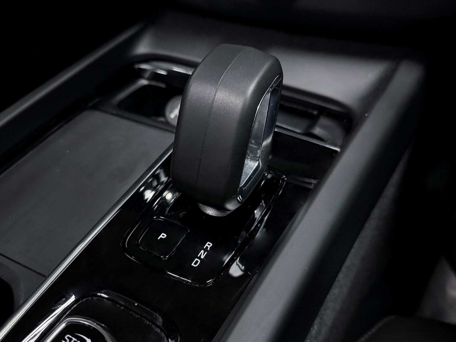 Used Volvo XC60 2022 for sale - 77143014: Photo 28