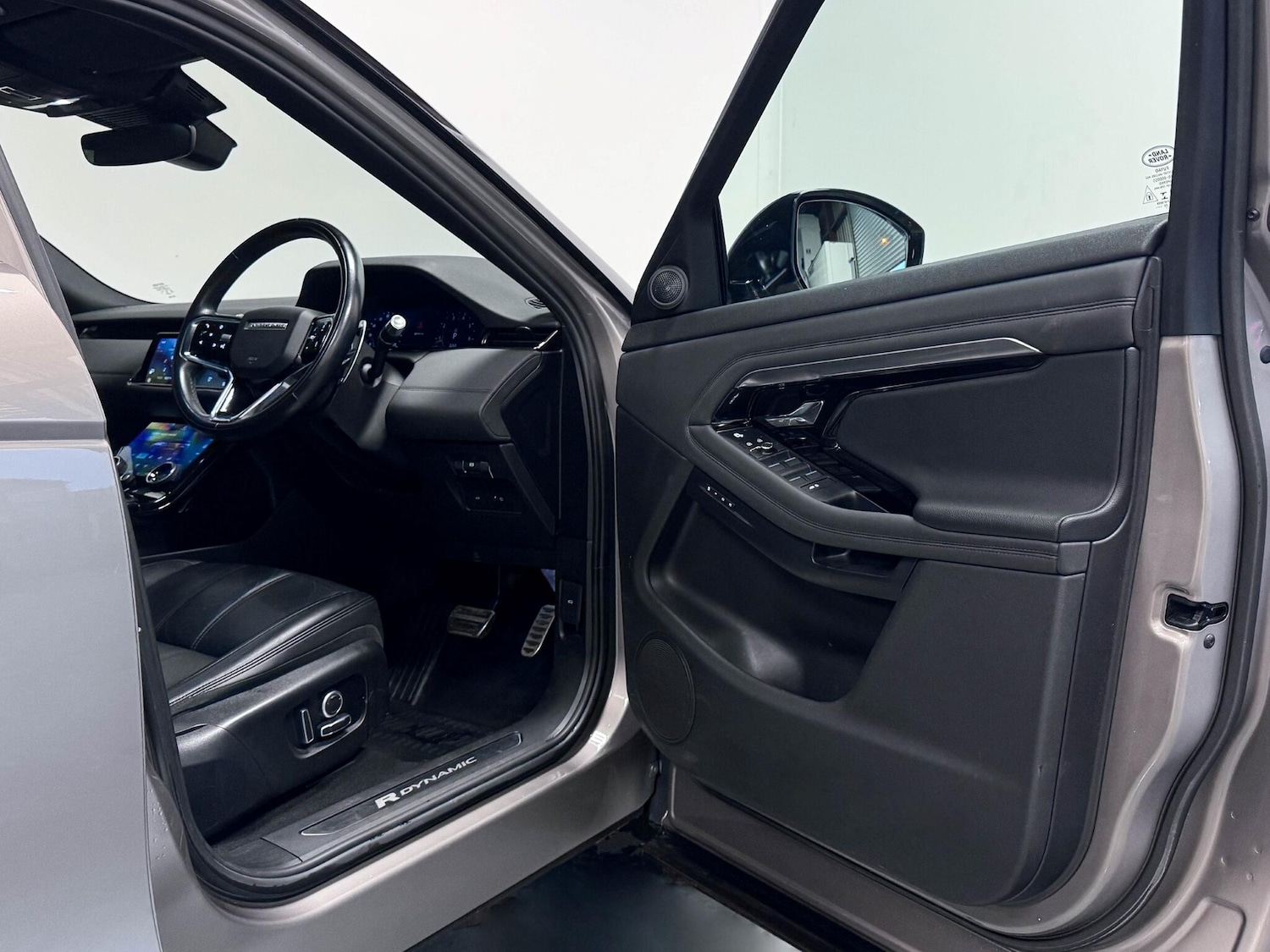 Used Land Rover Range Rover Evoque 2021 for sale - 77028919: Photo 14