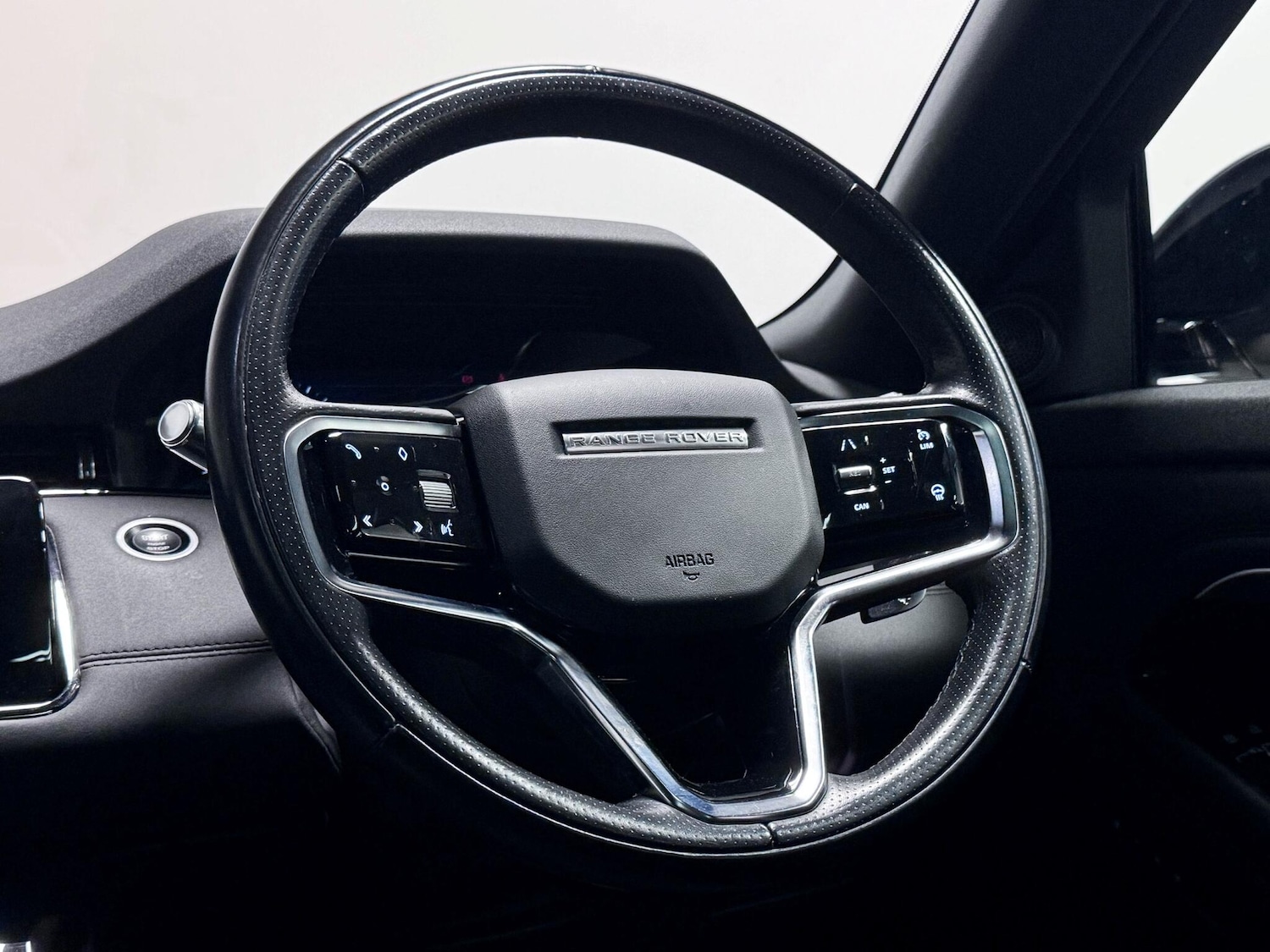 Used Land Rover Range Rover Evoque 2021 for sale - 77028919: Photo 32