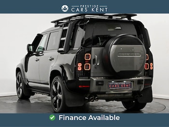 Used Land Rover Defender 2021 for sale - 79508611: Photo