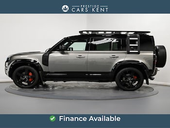 Used Land Rover Defender 2021 for sale - 79508611: Photo