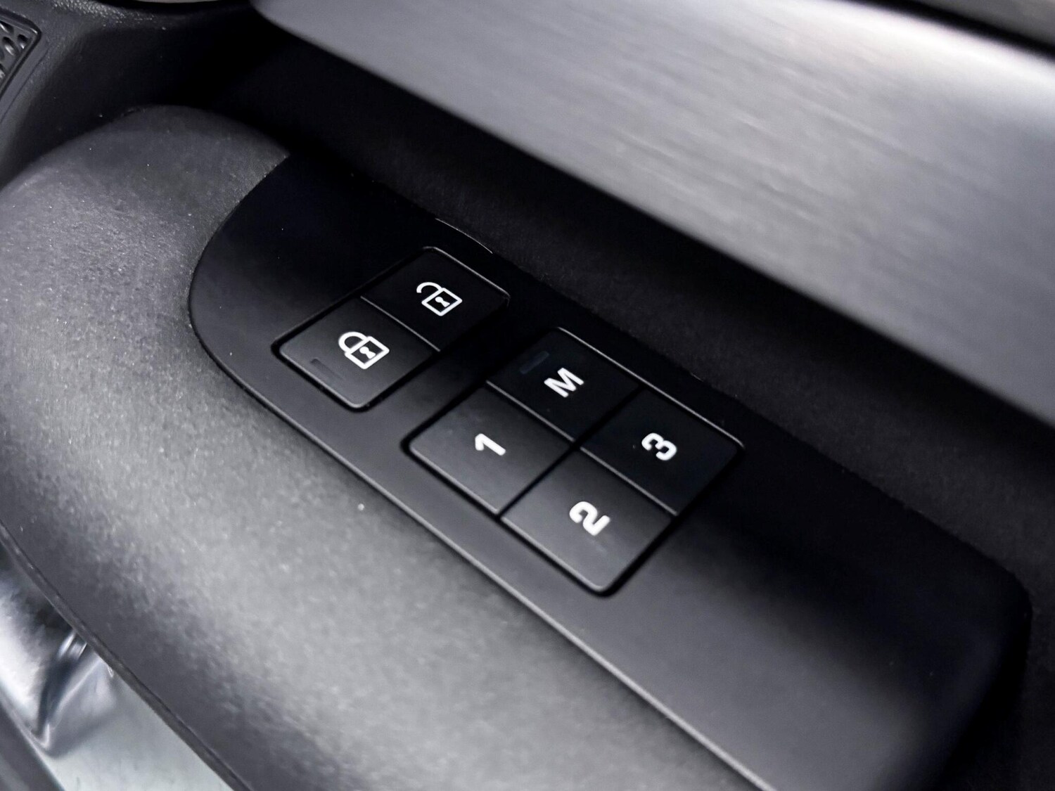 Used Land Rover Discovery 2022 for sale - 76886911: Photo 22