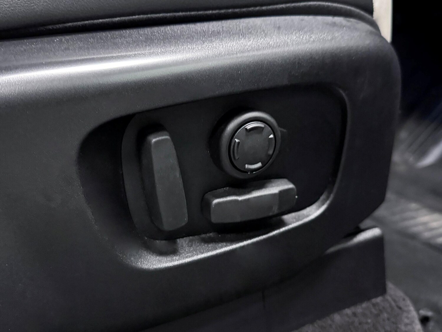 Used Land Rover Discovery 2022 for sale - 76886911: Photo 23