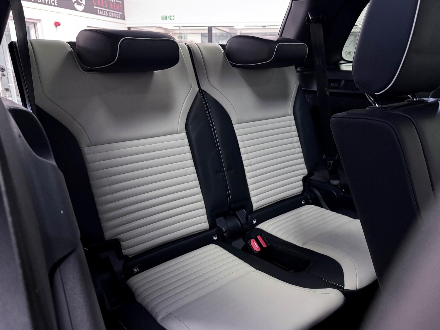 Used Land Rover Discovery 2022 for sale - 76886911: Photo 28