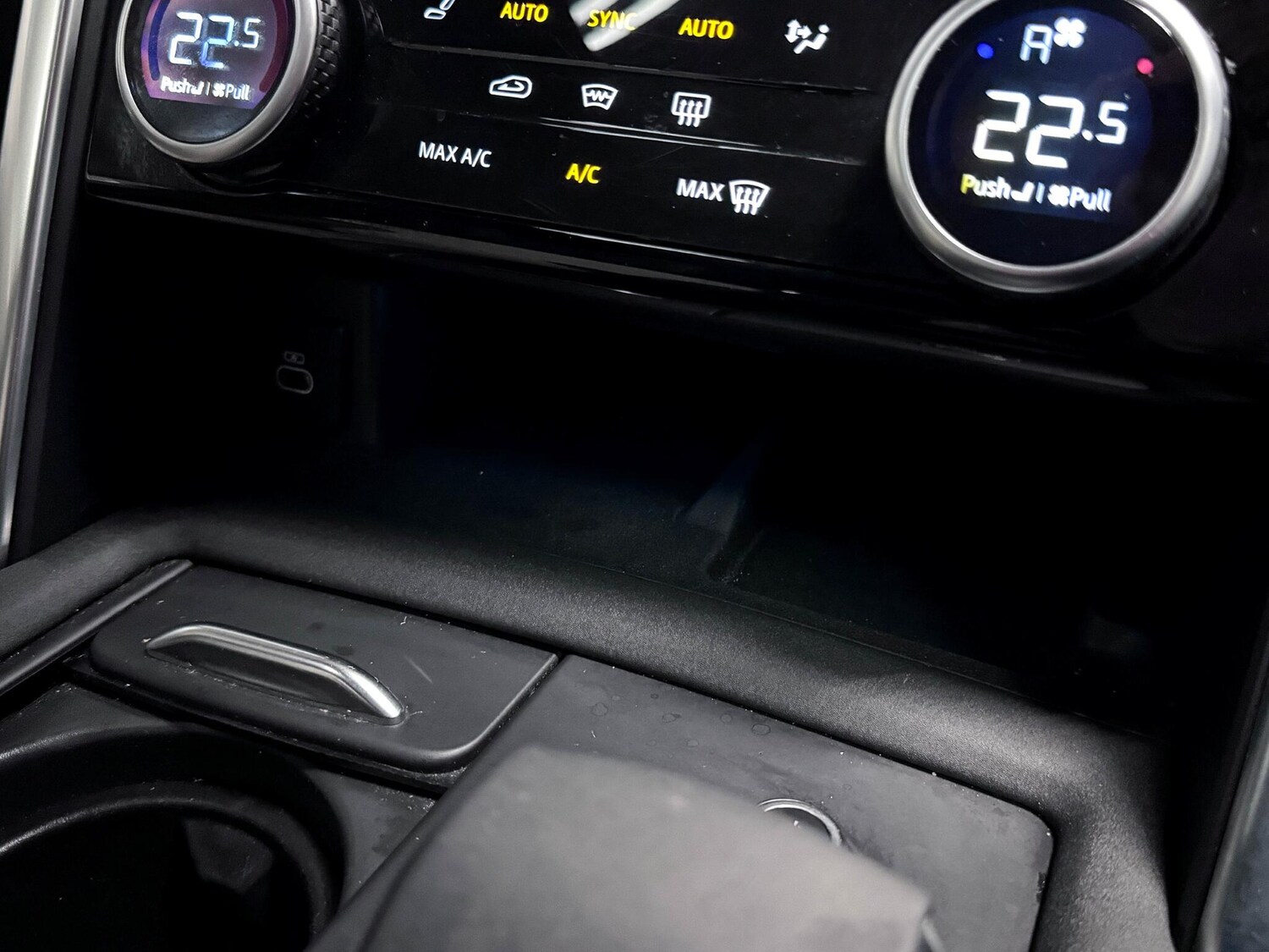 Used Land Rover Discovery 2022 for sale - 76886911: Photo 39