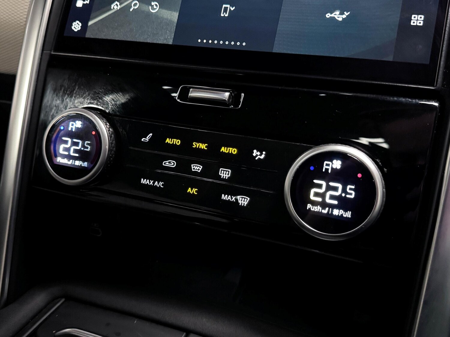 Used Land Rover Discovery 2022 for sale - 76886911: Photo 40