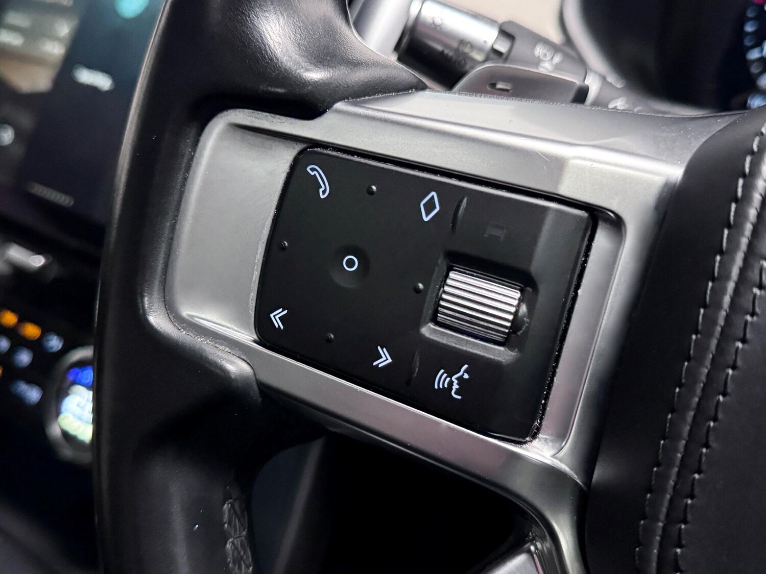 Used Land Rover Discovery 2022 for sale - 76886911: Photo 44