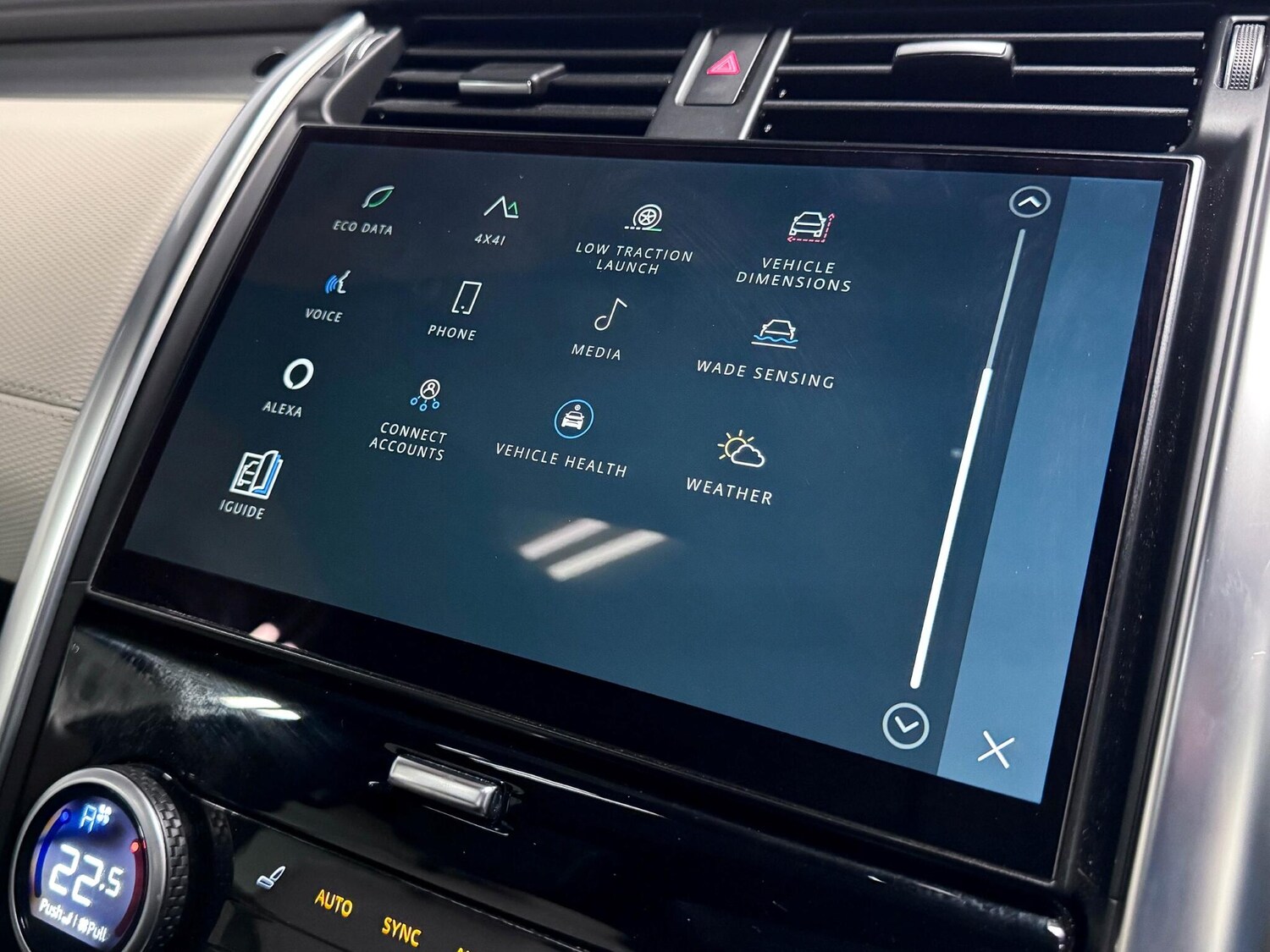 Used Land Rover Discovery 2022 for sale - 76886911: Photo 49