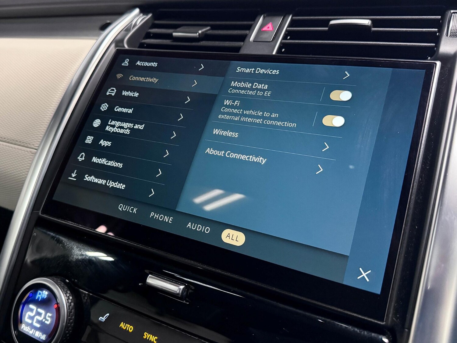 Used Land Rover Discovery 2022 for sale - 76886911: Photo 51