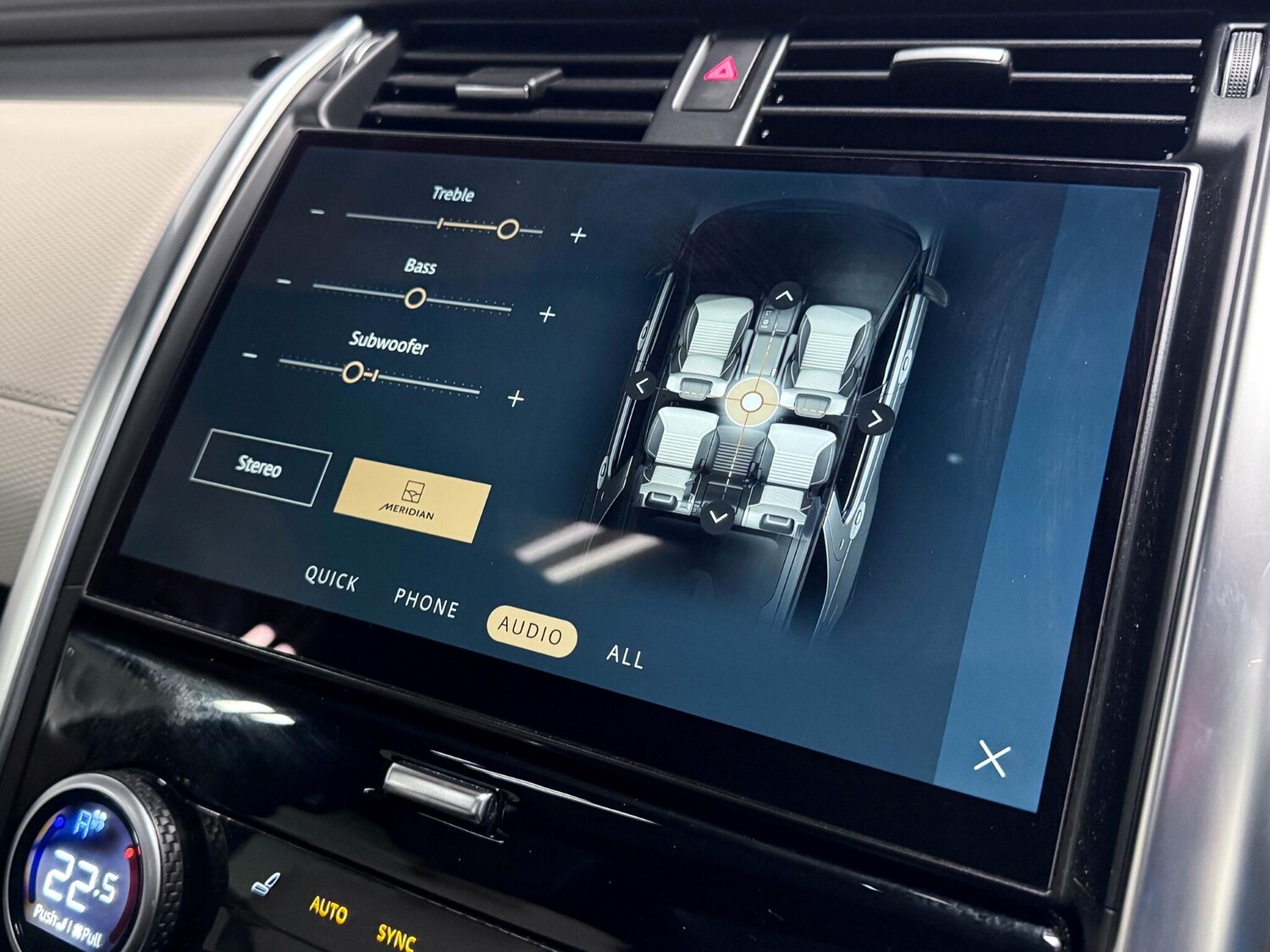 Used Land Rover Discovery 2022 for sale - 76886911: Photo 56