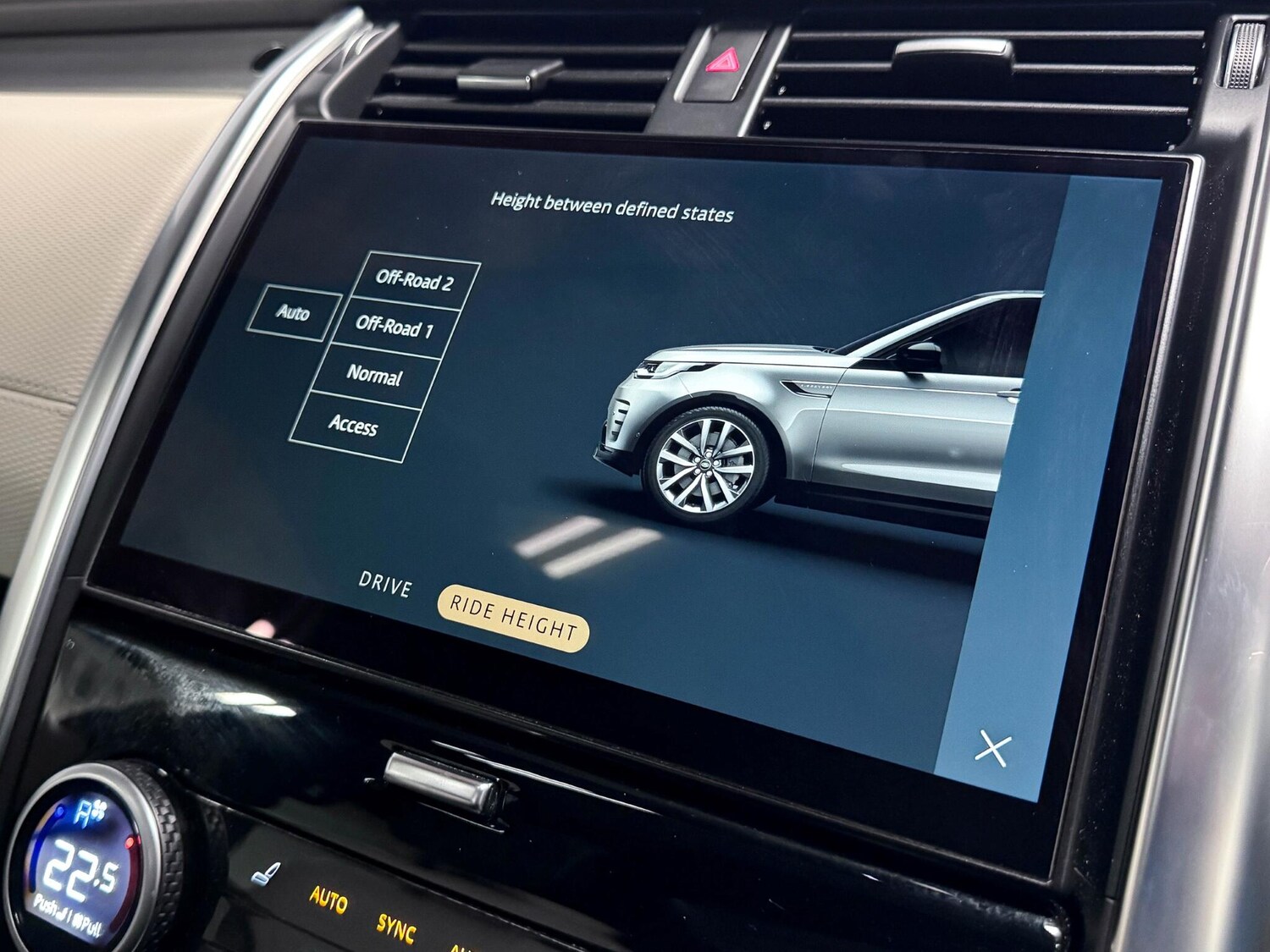 Used Land Rover Discovery 2022 for sale - 76886911: Photo 58