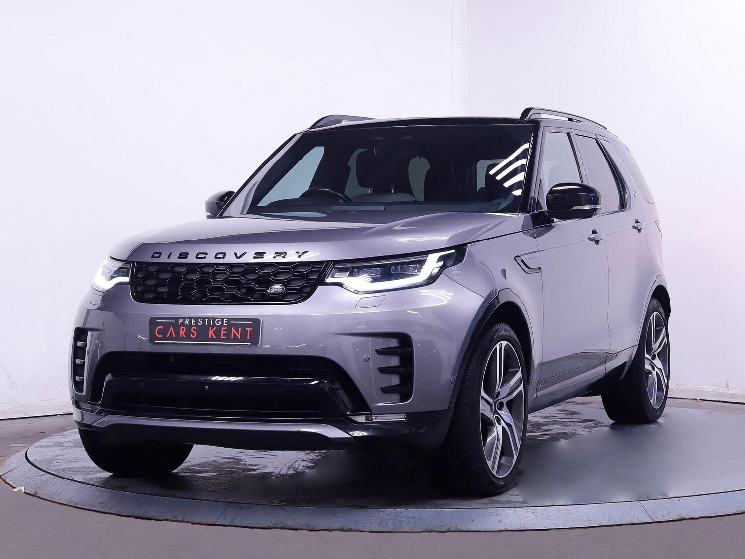 Used Land Rover Discovery 2022 for sale - 76886911: Photo 6