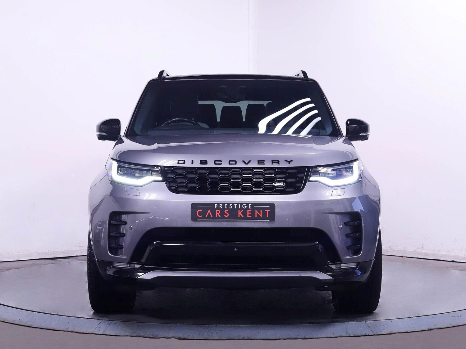 Used Land Rover Discovery 2022 for sale - 76886911: Photo 7