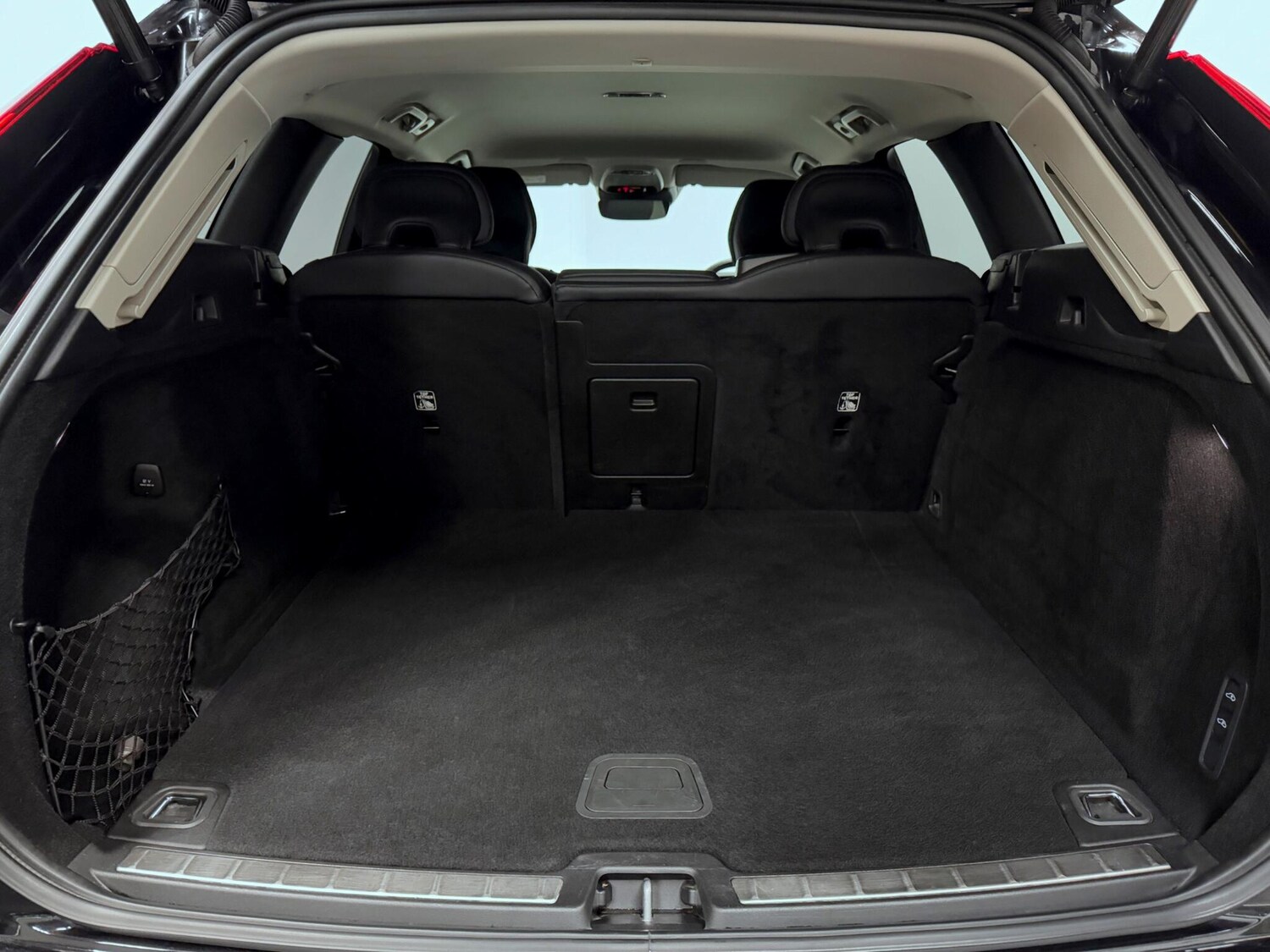 Used Volvo XC60 2021 for sale - 76189126: Photo 13