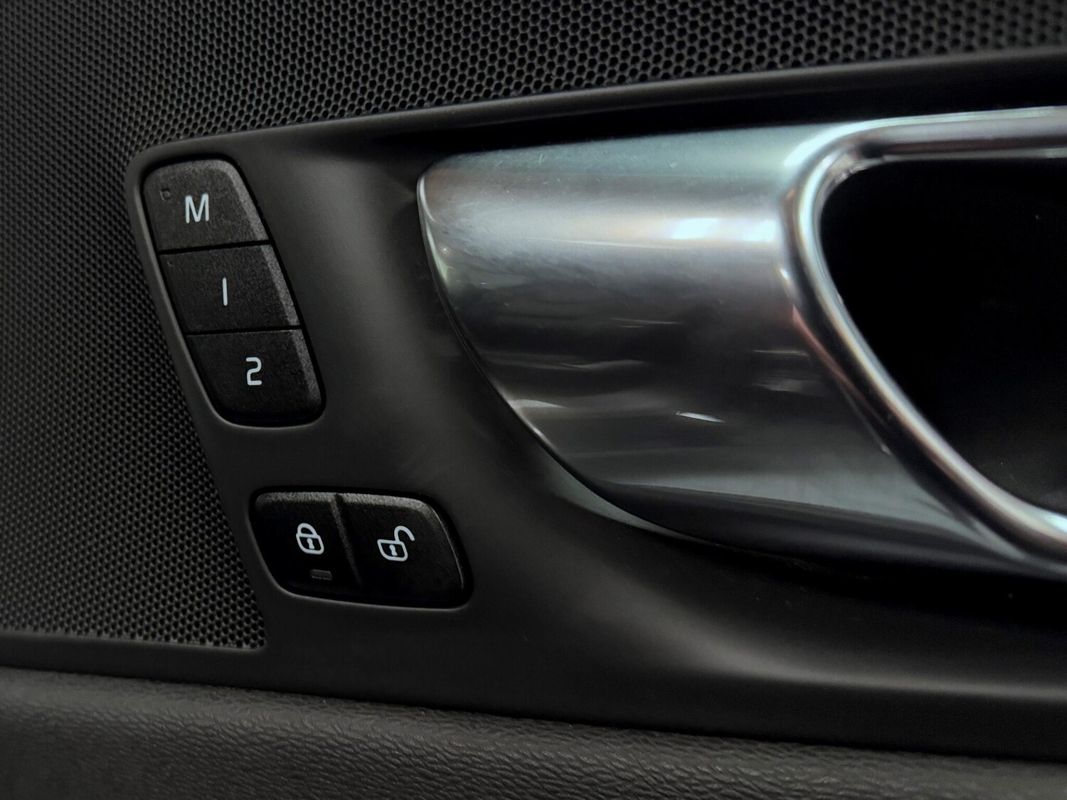 Used Volvo XC60 2021 for sale - 76189126: Photo 18