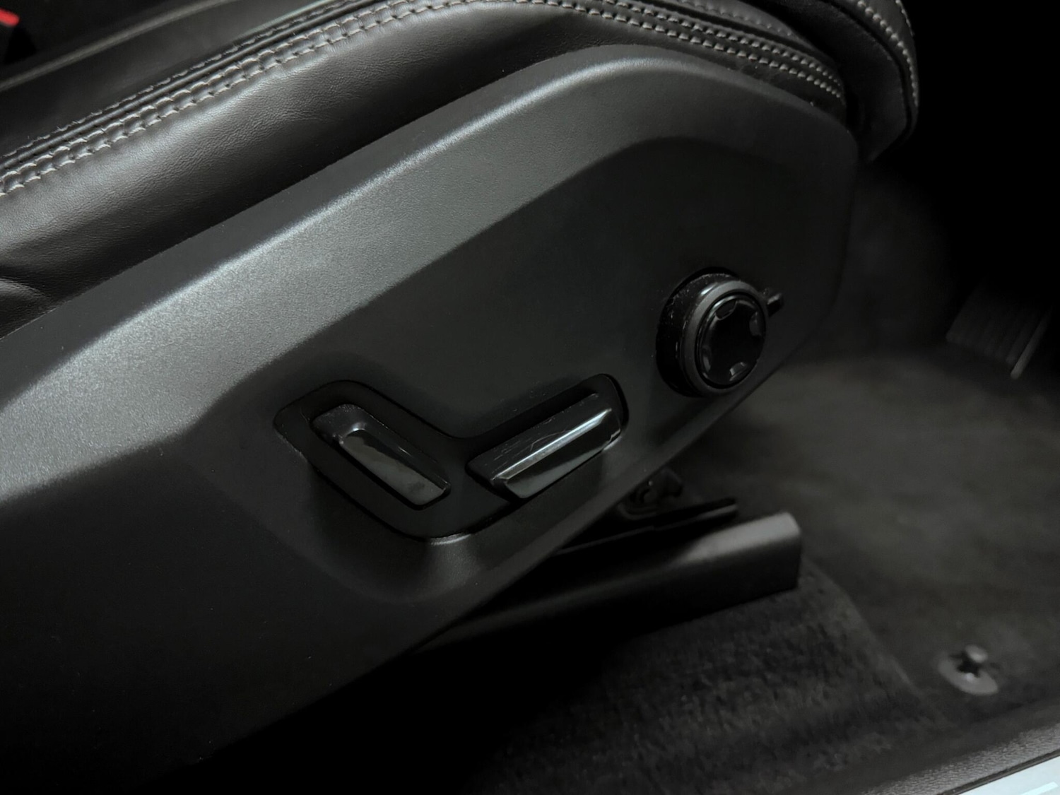 Used Volvo XC60 2021 for sale - 76189126: Photo 21