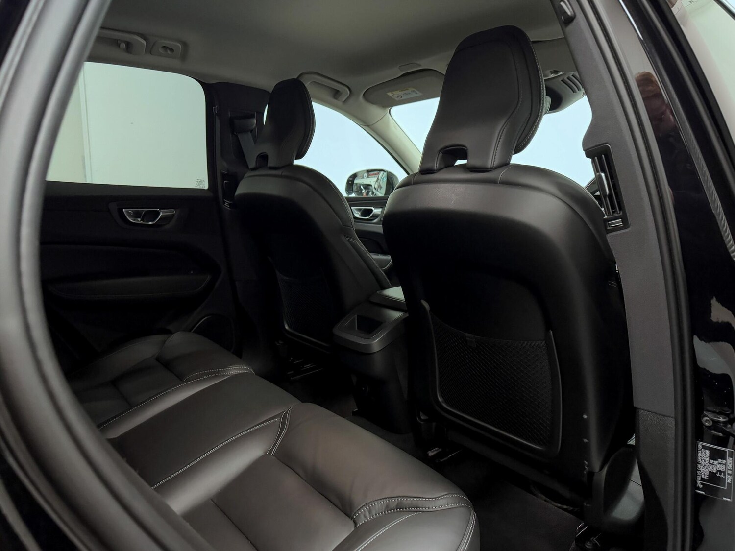 Used Volvo XC60 2021 for sale - 76189126: Photo 27