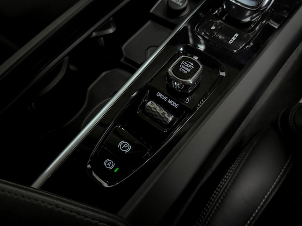 Used Volvo XC60 2021 for sale - 76189126: Photo 30