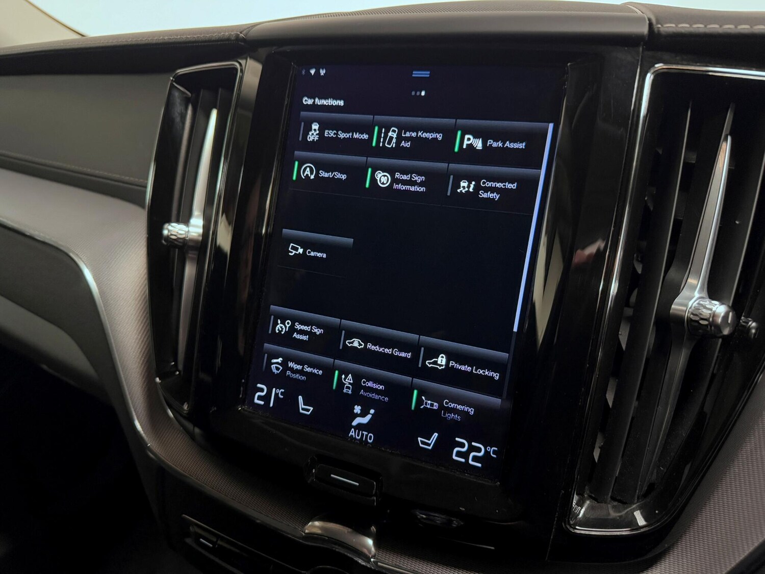 Used Volvo XC60 2021 for sale - 76189126: Photo 46